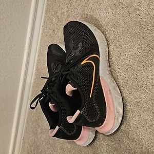 Nike women's renew 7.5